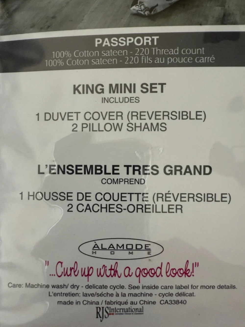 ALAMODE Home Bedlam Passport King Mini Set Travel Print Duvet Cover & 2 shams